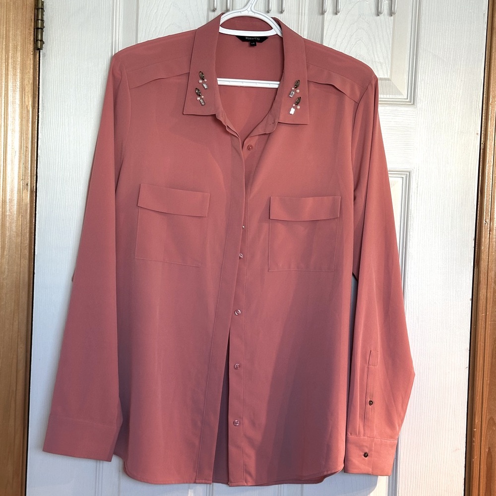 Silky and super sexy, dusty rose coloured blouse from RW&Co. Ladies size Large